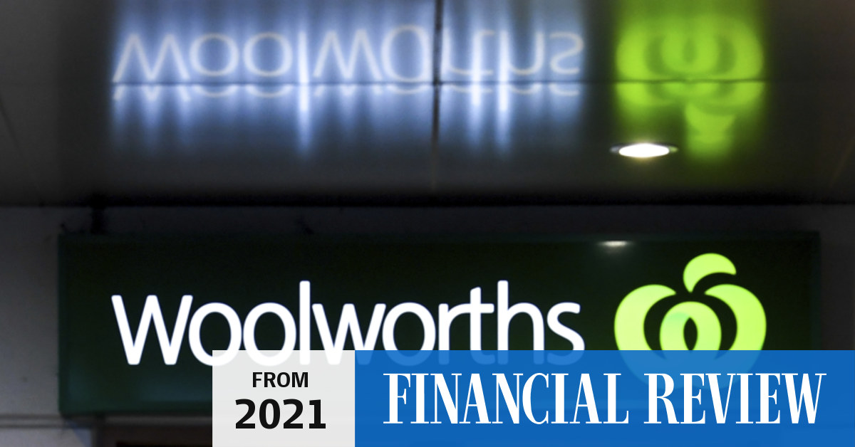 Woolworths brings forward minimum wage increase while Coles waits